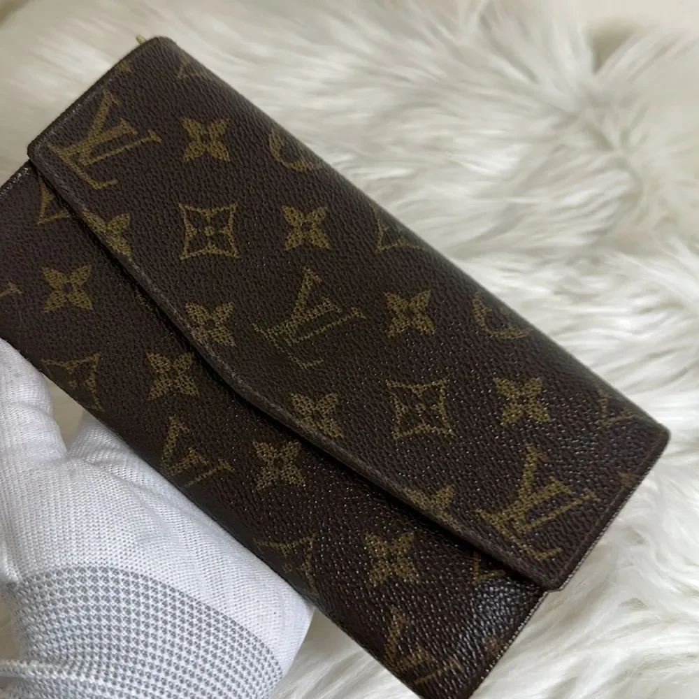 💯Authentic Louis Vuitton Monogram Long Wallet 🍀